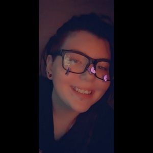 Meet your Posher, Andrea